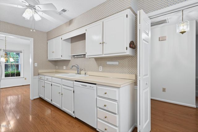 118 Shady Meadow Circle, Cary, NC 27513