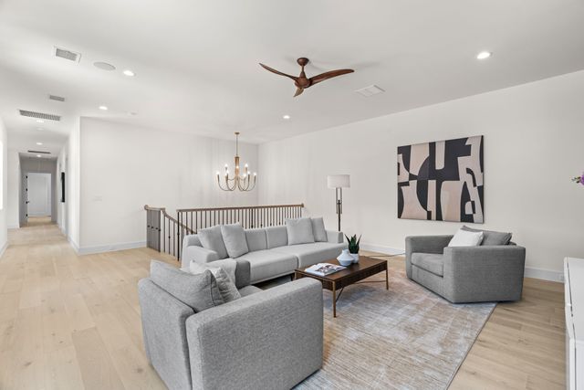 6402 Westlake Avenue, Dallas, TX 75214