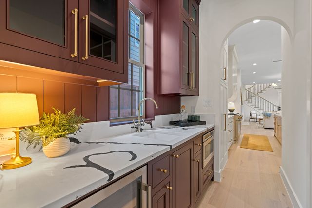 6402 Westlake Avenue, Dallas, TX 75214