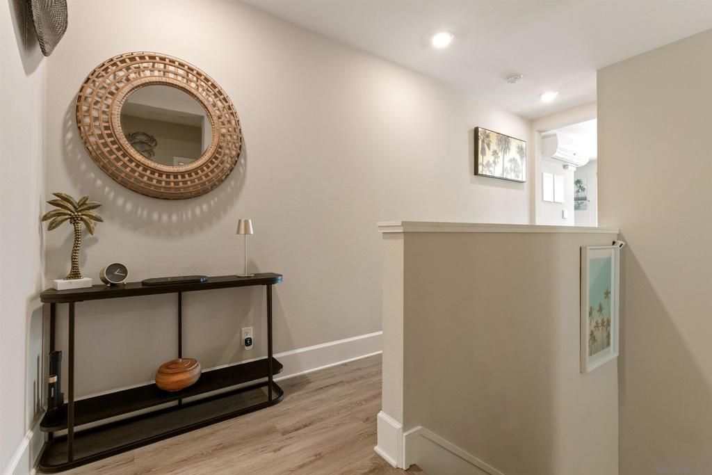 810 Santa Barbara Pl, San Diego, CA 92109 — photo 5