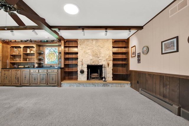 N89W17151 Highland COURT, Menomonee Falls, WI 53051