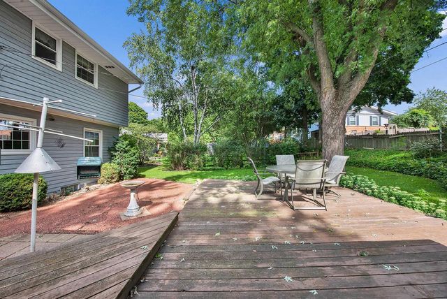 N89W17151 Highland COURT, Menomonee Falls, WI 53051