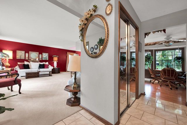 N89W17151 Highland COURT, Menomonee Falls, WI 53051
