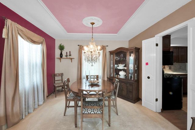N89W17151 Highland COURT, Menomonee Falls, WI 53051