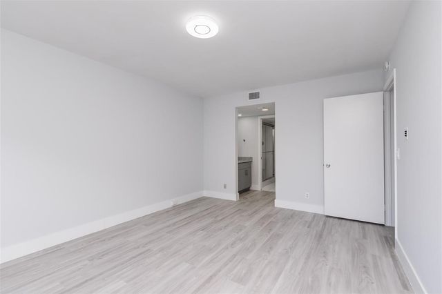 12600 SW 5th Court 408l, Pembroke Pines, FL 33027