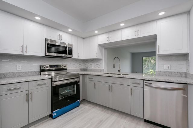 12600 SW 5th Court 408l, Pembroke Pines, FL 33027