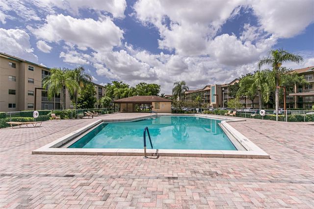 12600 SW 5th Court 408l, Pembroke Pines, FL 33027