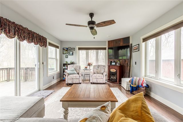 7505 E Main St, Lima, NY 14485