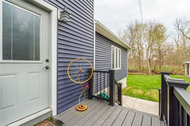 7505 E Main St, Lima, NY 14485