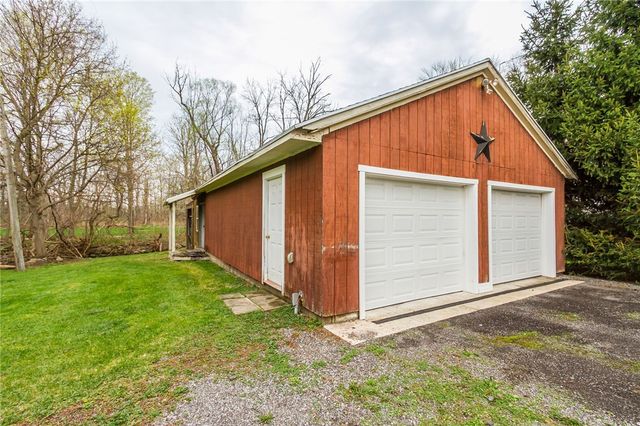 7505 E Main St, Lima, NY 14485