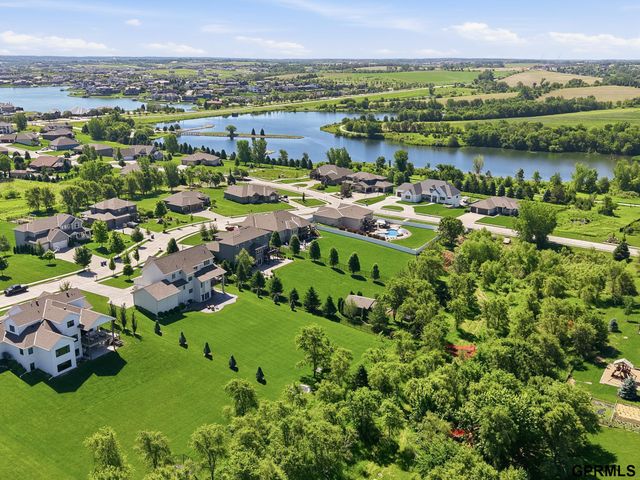 12828 N 184th Street, Bennington, NE 68007