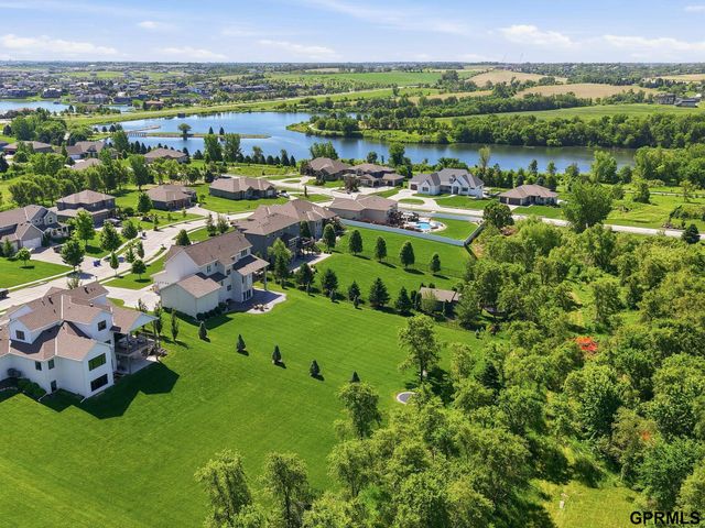 12828 N 184th Street, Bennington, NE 68007