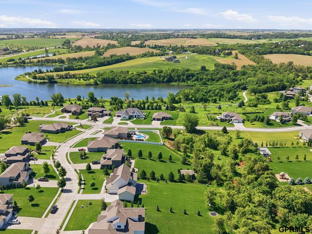 12828 N 184th Street, Bennington, NE 68007