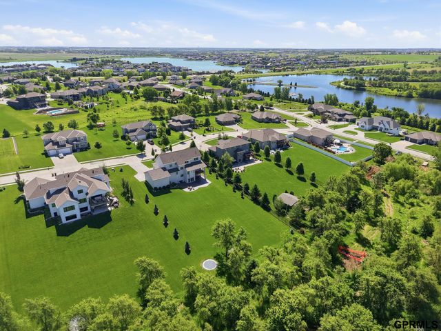 12828 N 184th Street, Bennington, NE 68007