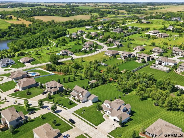 12828 N 184th Street, Bennington, NE 68007