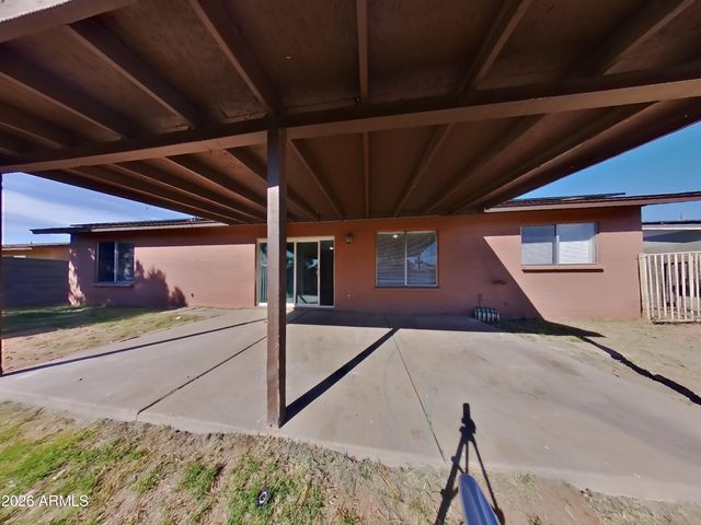 3519 W CHARLESTON Avenue, Glendale, AZ 85308