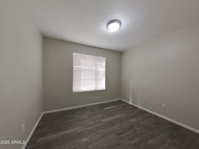 3519 W CHARLESTON Avenue, Glendale, AZ 85308