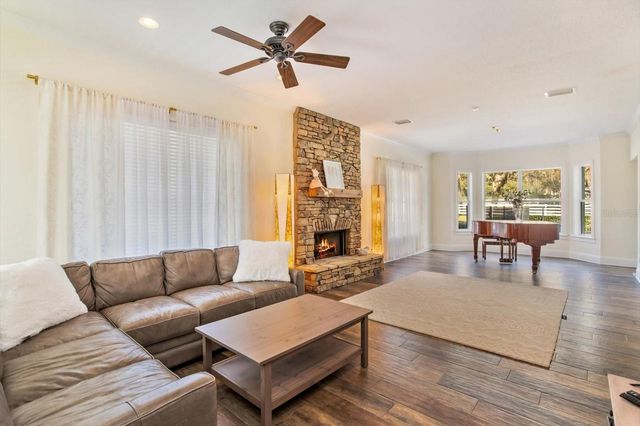 209 KENTUCKY BLUE CIRCLE, Apopka, FL 32712