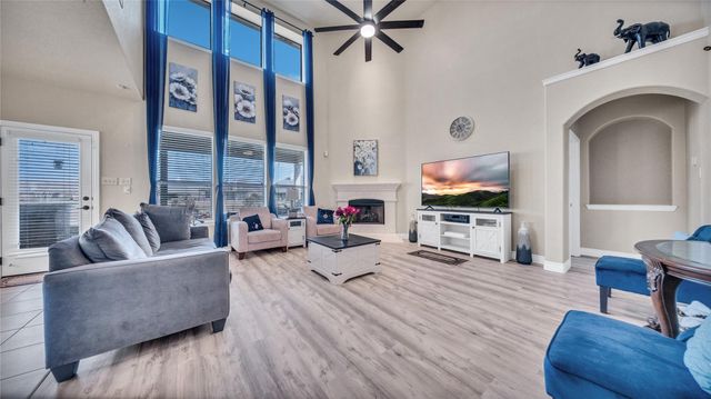 23502 Starbridge Lake Lane, Richmond, TX 77407