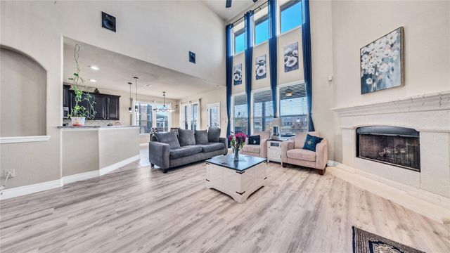 23502 Starbridge Lake Lane, Richmond, TX 77407