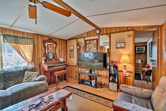 630 SE 136TH AVENUE, Old Town, FL 32680