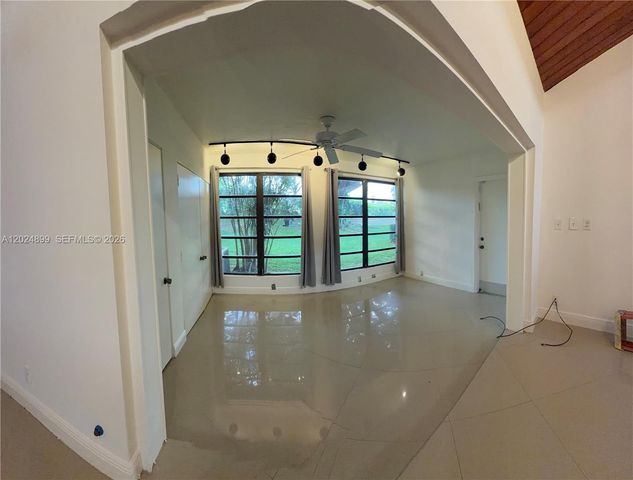 6620 Tiburon Cir 3, Boca Raton, FL 33433