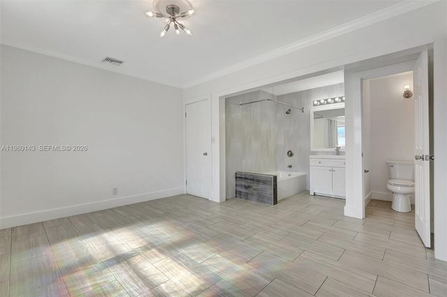 701 NE 8th St, Pompano Beach, FL 33060