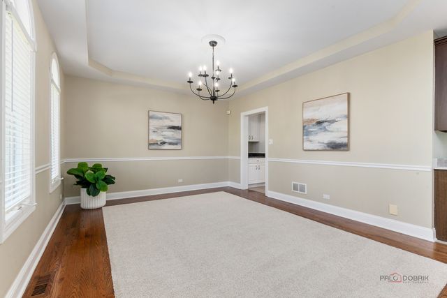 1 Enclave Way, Hawthorn Woods, IL 60047