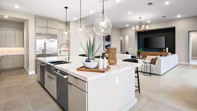 508 Carter House Avenue, Las Vegas, NV 89138