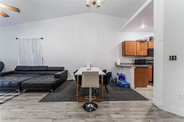 8789 Bridgeport Bay Avenue, Las Vegas, NV 89147