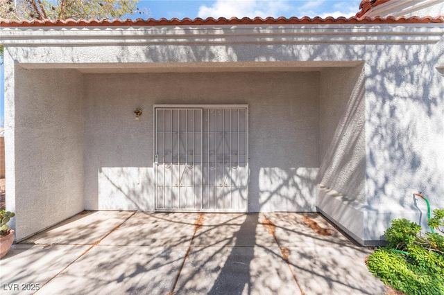 8789 Bridgeport Bay Avenue, Las Vegas, NV 89147