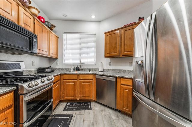 8789 Bridgeport Bay Avenue, Las Vegas, NV 89147