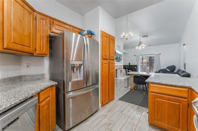 8789 Bridgeport Bay Avenue, Las Vegas, NV 89147