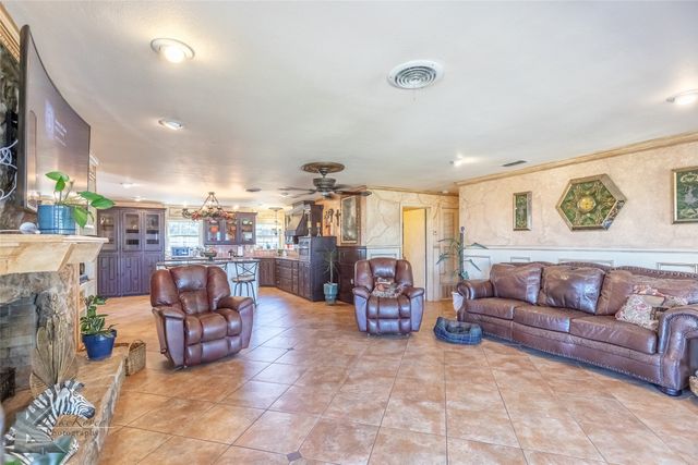 48 Poverty Point Cr, Abilene, TX 79601