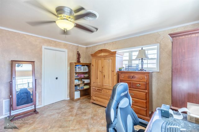 48 Poverty Point Cr, Abilene, TX 79601