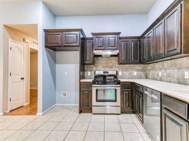 2709 Fawn Lily Road, Oklahoma City, OK 73128