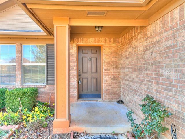 2709 Fawn Lily Road, Oklahoma City, OK 73128