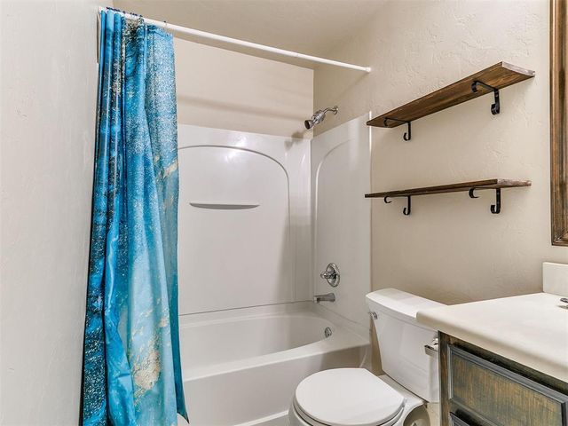 2709 Fawn Lily Road, Oklahoma City, OK 73128