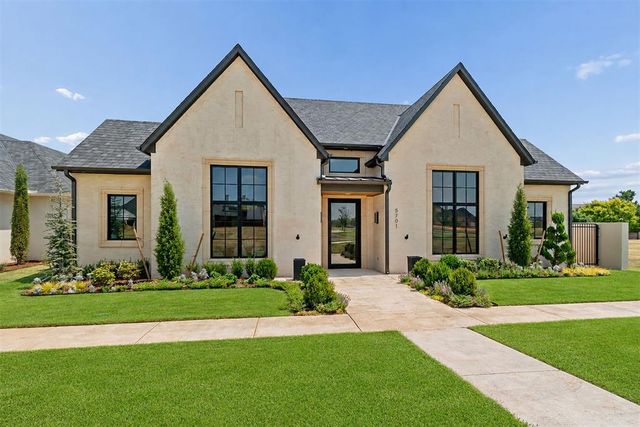 5701 Promenade Square, Oklahoma City, OK 73142
