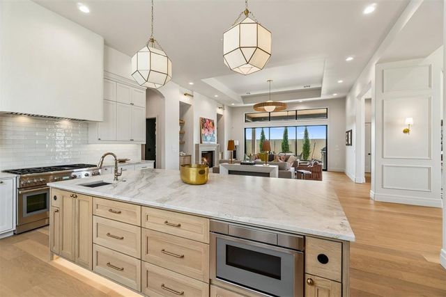 5701 Promenade Square, Oklahoma City, OK 73142