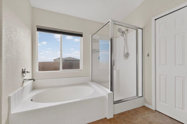 7240 N Tree Line Avenue NW, Albuquerque, NM 87114