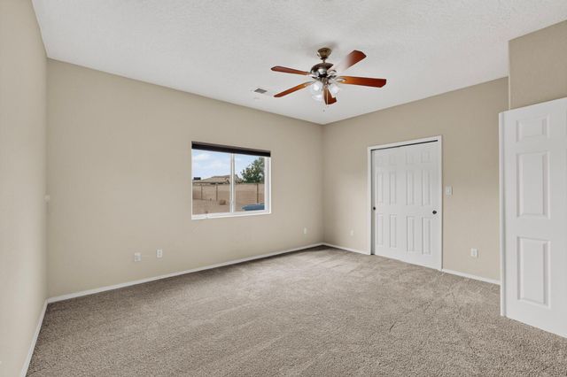 7240 N Tree Line Avenue NW, Albuquerque, NM 87114