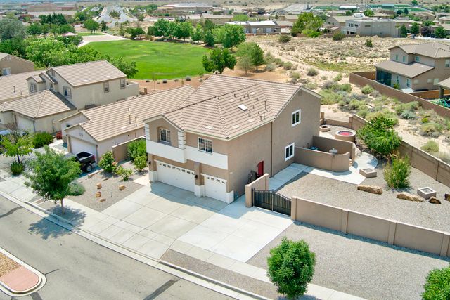 7240 N Tree Line Avenue NW, Albuquerque, NM 87114