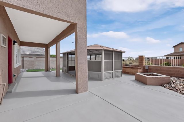 7240 N Tree Line Avenue NW, Albuquerque, NM 87114