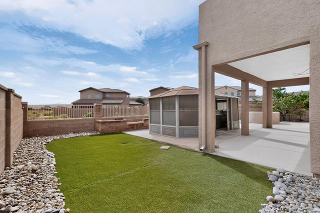 7240 N Tree Line Avenue NW, Albuquerque, NM 87114