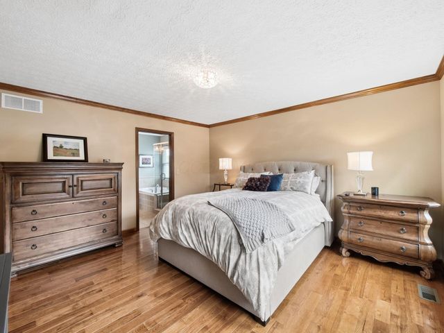346 Harrogate Court, Westerville, OH 43082