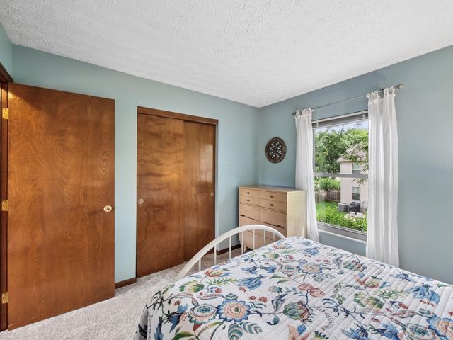 346 Harrogate Court, Westerville, OH 43082