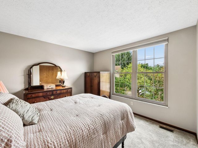 346 Harrogate Court, Westerville, OH 43082