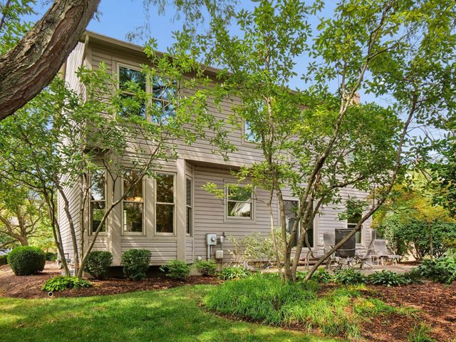 346 Harrogate Court, Westerville, OH 43082