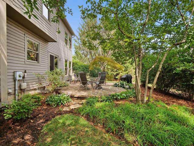 346 Harrogate Court, Westerville, OH 43082
